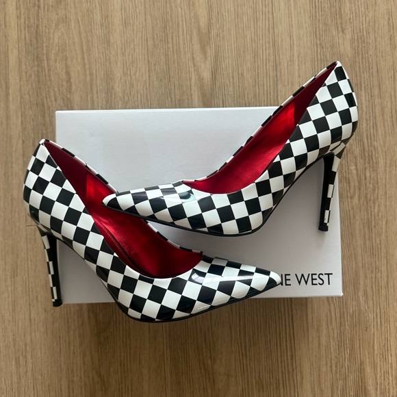 NINE WEST Fresh Pointy Toe Pumps - Picture 3 of 5